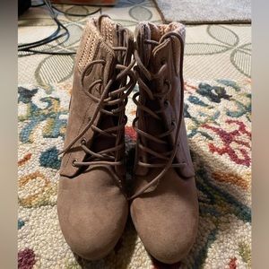 Girls Nine West boots